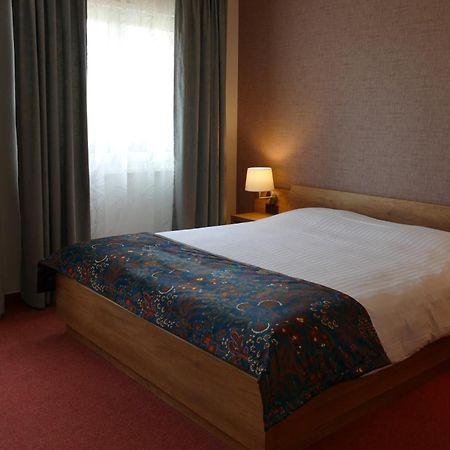 Au Relais De L'Ill 호텔 Sermersheim 외부 사진